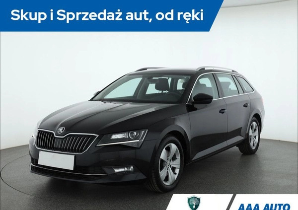 Skoda Superb cena 60000 przebieg: 182105, rok produkcji 2015 z Tarnobrzeg małe 277